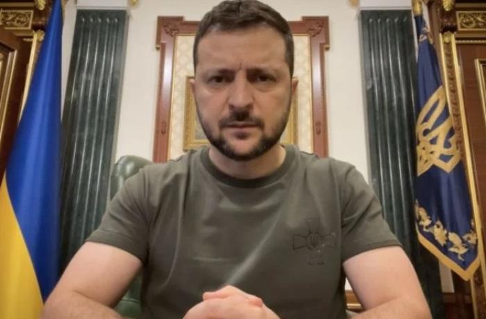 Zelenski: “Putinlə rinqə çıxmağa hazıram” — VİDEO