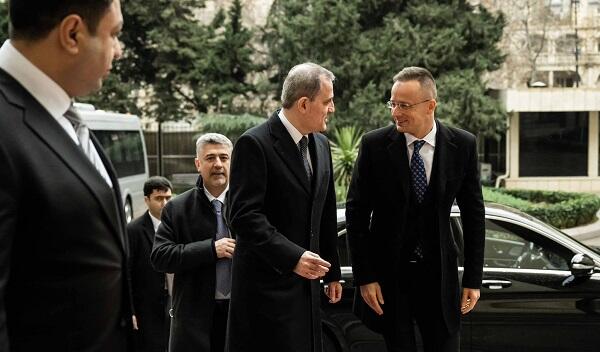 XİN başçıları birgə bəyanatlarla çıxış etdi