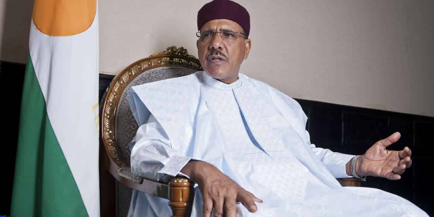 Nigerin ​​devrilmiş prezidenti qaçmağa çalışdı – PLAN BU SƏBƏBDƏN BAŞ TUTMADI…