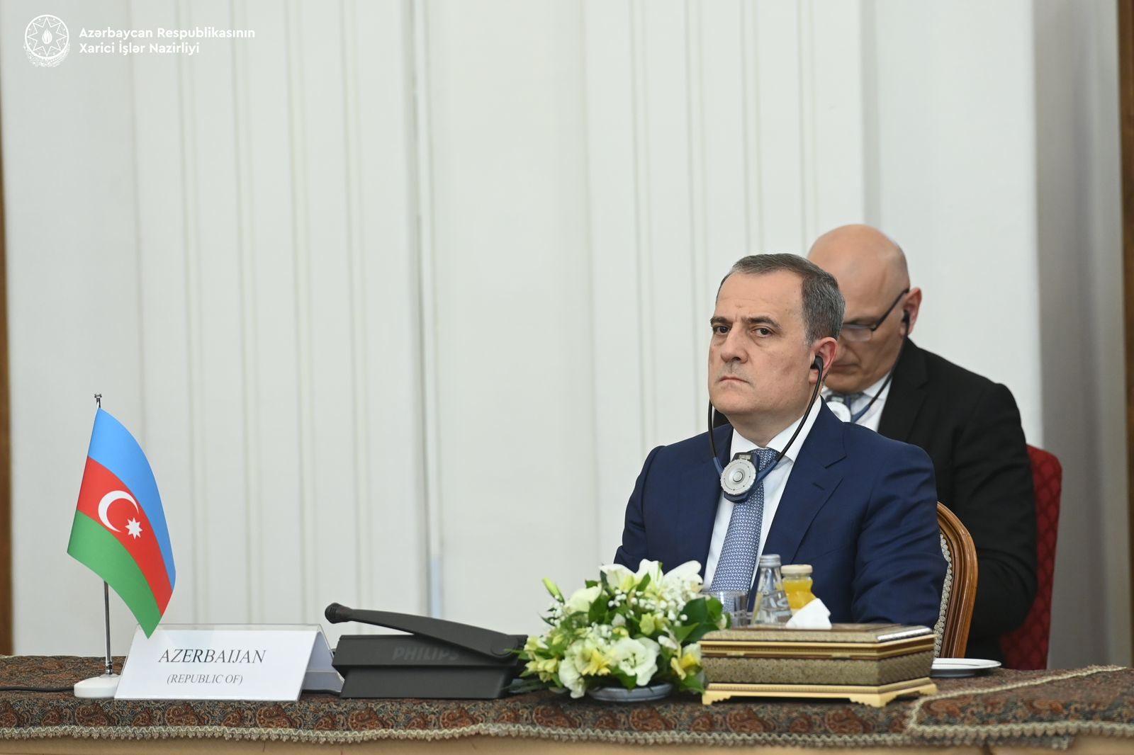 Ceyhun Bayramov Tehranda bəyanatla çıxış edib: "Regional əməkdaşlıq zəruridir"
