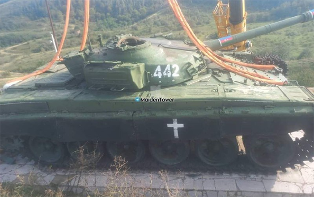 Şuşanın girişinə qoyulan tank götürüldü - Foto