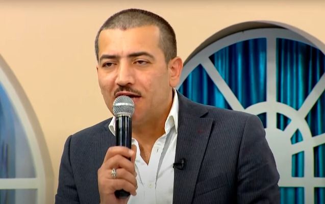 Ələkbər Yasamallının seçki məntəqəsindəki davranışı alqışla qarşılandı - VİDEO