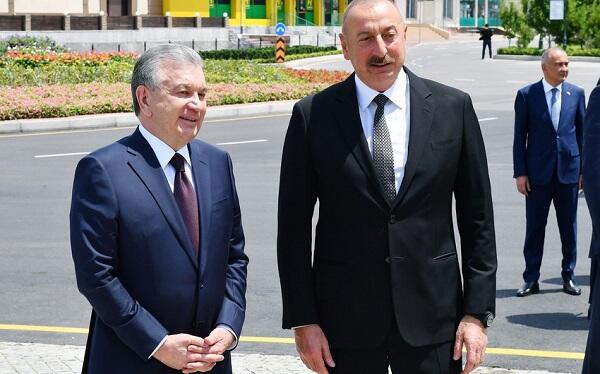 Prezident İlham Əliyev özbəkistanlı həmkarını təbrik edib