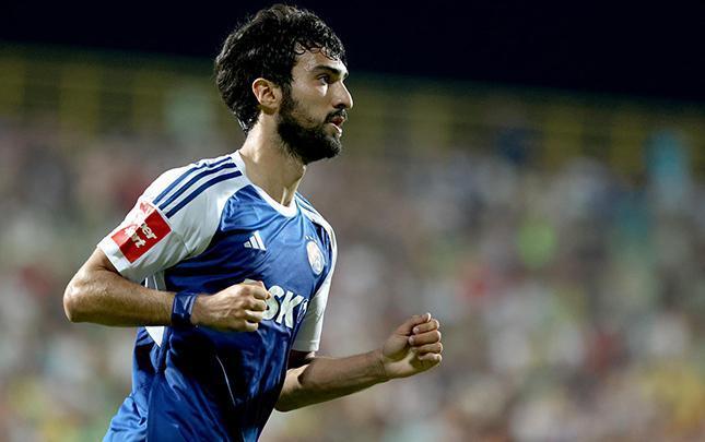Emreli “Dinamo" ilə bağlı qərarını verdi