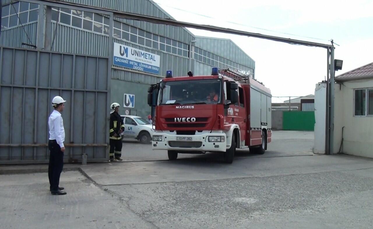 Yaşayış binasında yanğın - 15 nəfər təxliyə olundu