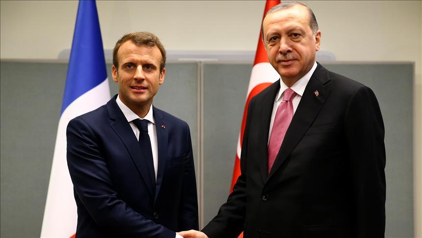 Ərdoğan Makronla danışdı