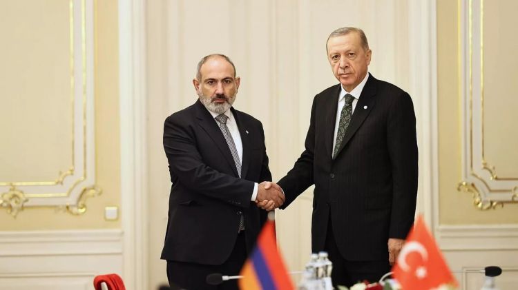 Ərdoğan Paşinyanla müzakirələr APARDI