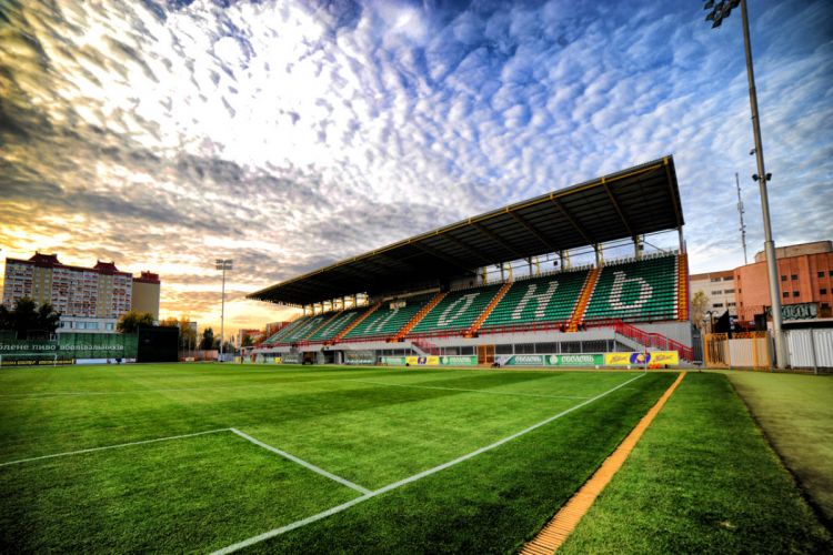 Ukraynada 25 futbolçuya eyni gündə çağırış vərəqəsi verildi