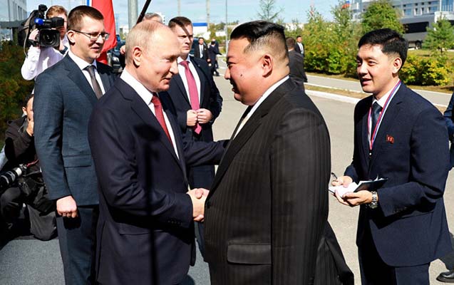 Putin Kim Çen Inla görüşdü - Video