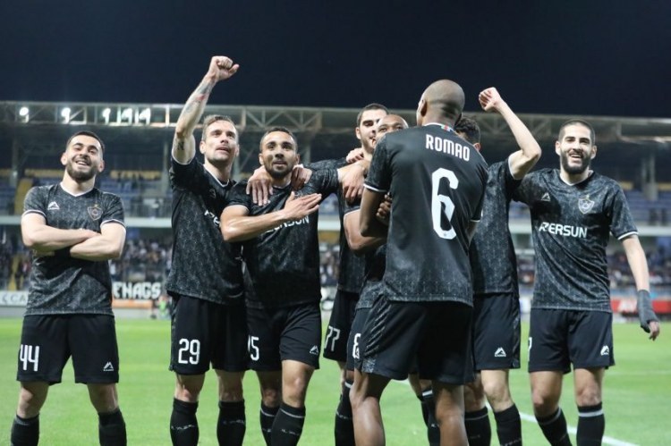 Türkiyə klubu "Qarabağ"ın məşhur futbolçusunu istəyir
