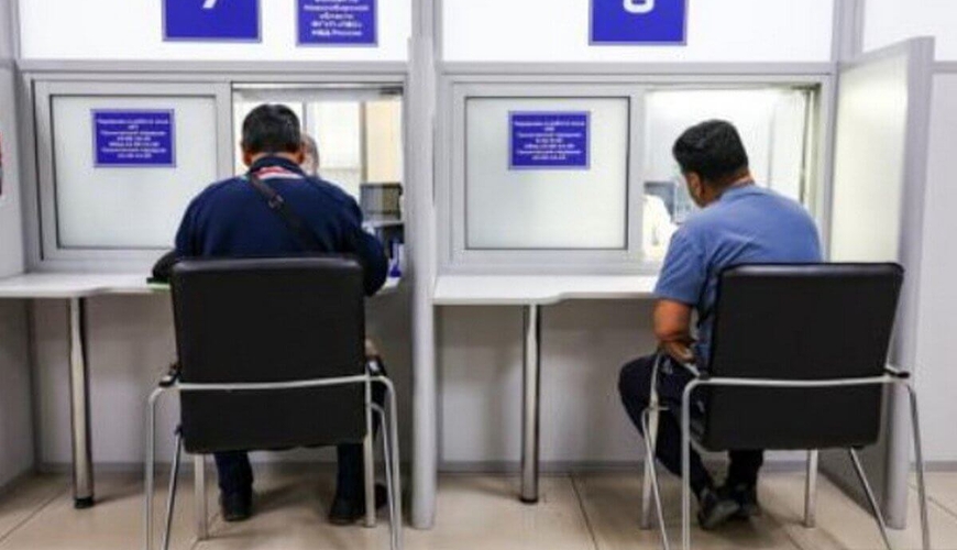 Rusiyada miqrantlar ana dilində pıçıldaşmamalıdırlar – Yeni qaydalar
