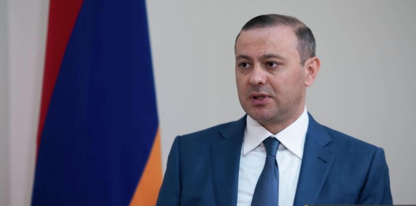 "Bakı və İrəvan arasında sülh müqaviləsinin yalnız bir bəndi razılaşdırılıb" - Qriqoryan