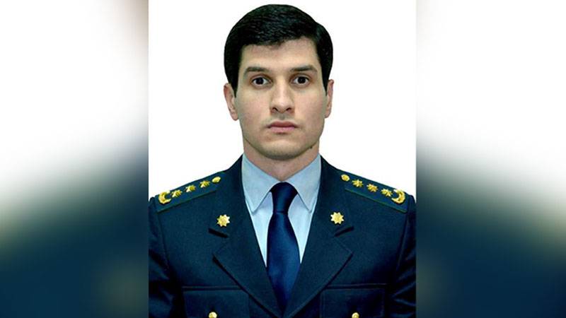 İstefa verən polkovnikin atası Prezident Administrasiyasında yüksək vəzifəli şəxs imiş - FOTO