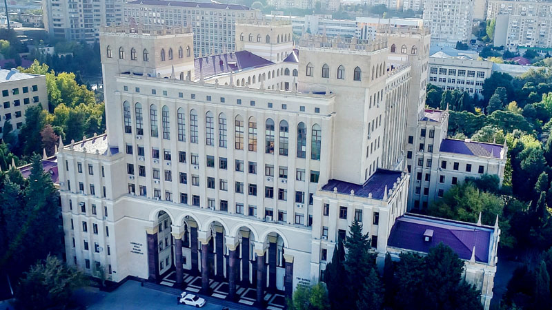 AMEA-da 2,3 milyonluq yeyinti - Tarixçi alim və həyat yoldaşı məhkəmə qarşısında