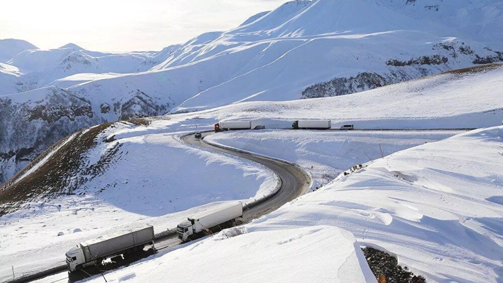 Ermənistanı Rusiyaya birləşdirən yeganə yol BAĞLANDI 