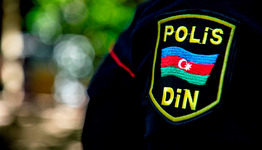 “Düş, söhbət edək, maykada maşın sürərlər?” deyən polis işdən çıxarıldı - VİDEO