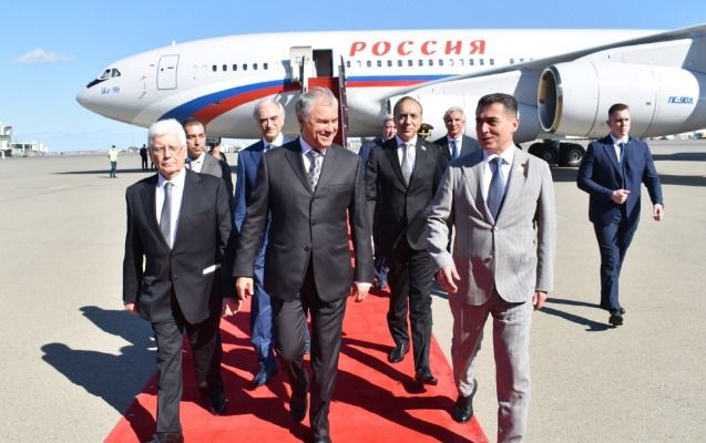 Rusiya Dövlət Dumasının sədri Azərbaycana gəldi