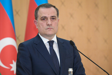 Bayramov Əliyev və Paşinyanın gözlənilən görüşündən danışdı