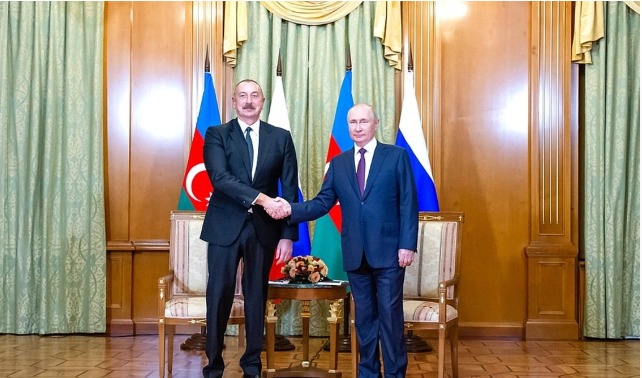 İlham Əliyev Kremldə Vladimir Putinlə danışıqlar aparır - VİDEO