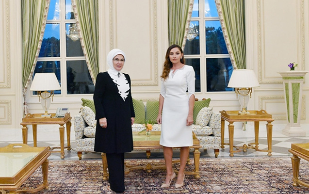 Əminə Ərdoğan Mehriban Əliyevaya təşəkkür etdi