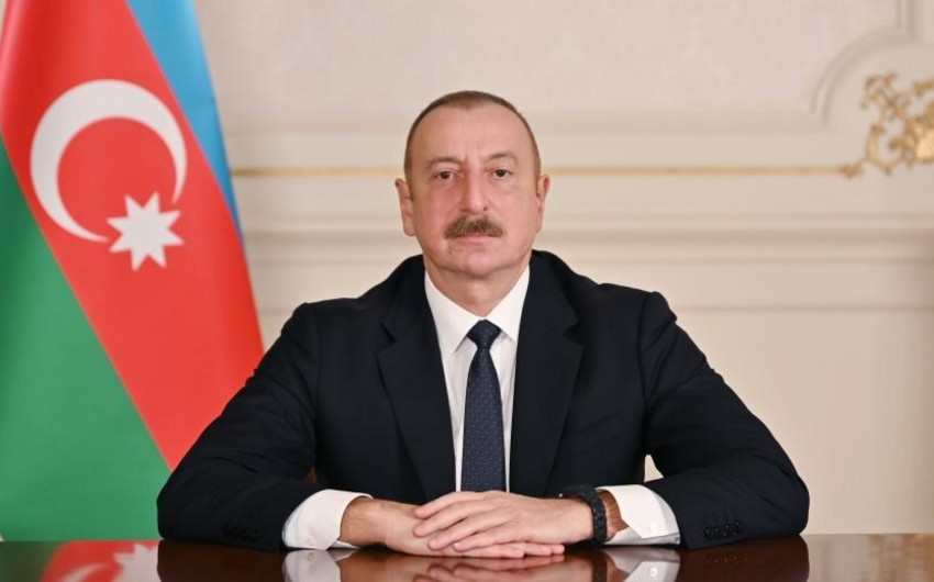 Prezident İlham Əliyevin Pakistanın Baş naziri ilə təkbətək görüşü başlayıb