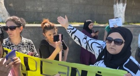 "65 yaşında pensiya verilir, indi o yaşa qədər yaşayan var?" - Bakıda AKSİYA