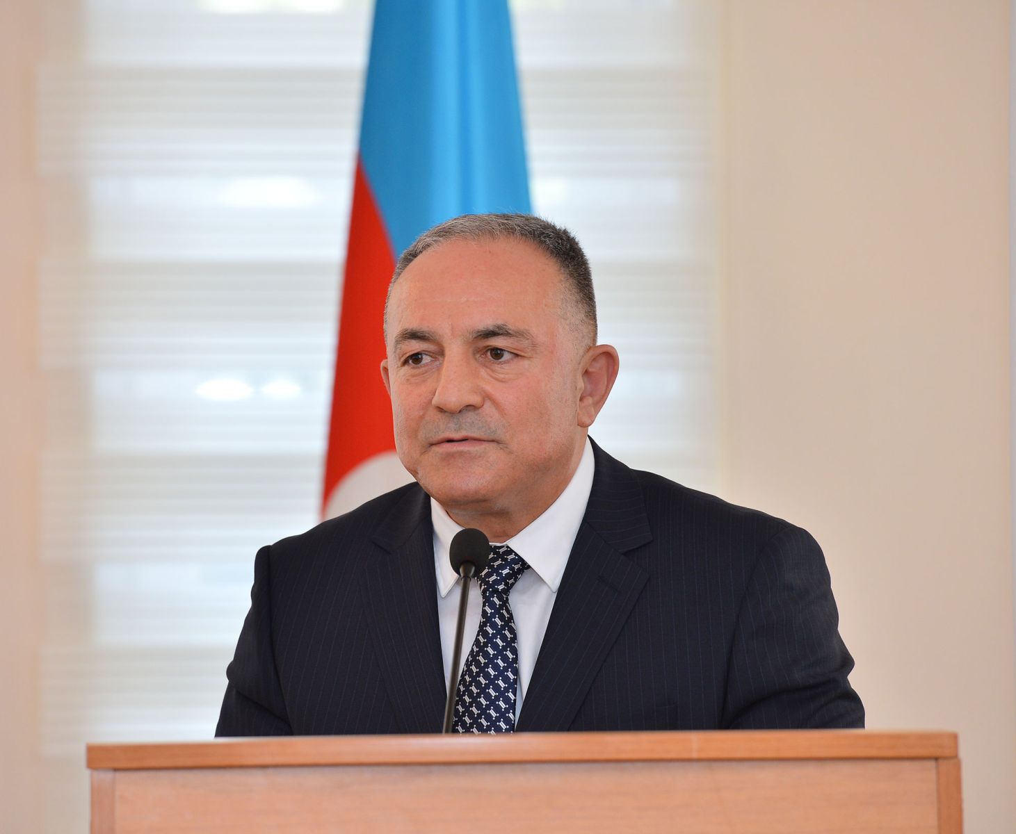 Çarəsiz tələbə rektordan Prezidentə ŞİKAYƏT ETDİ... - "Görünür, özümü yandırmalıyam, ya da..."