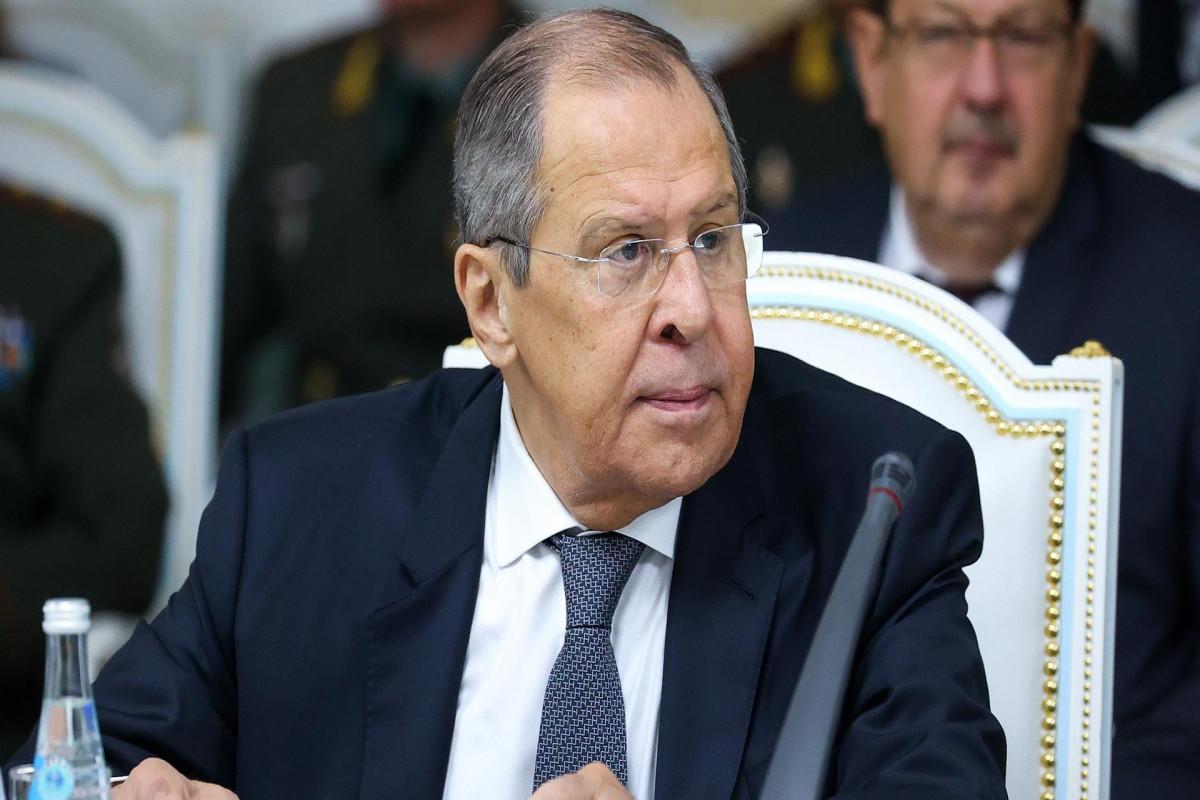 Tramp Zelenskinin rəhbərlik etdiyi Ukraynaya təhlükəsizlik zəmanəti vermək istəmir - LAVROV