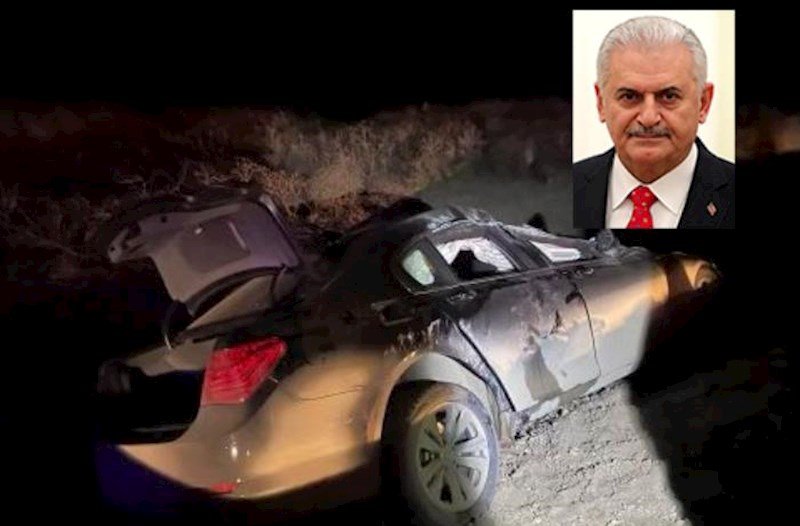 Binəli Yıldırımın qəzaya düşdüyü yerdən - Fotolar