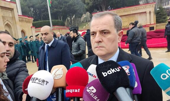 Los-Ancelesdəki konsulluğun fəaliyyətinin bərpası...