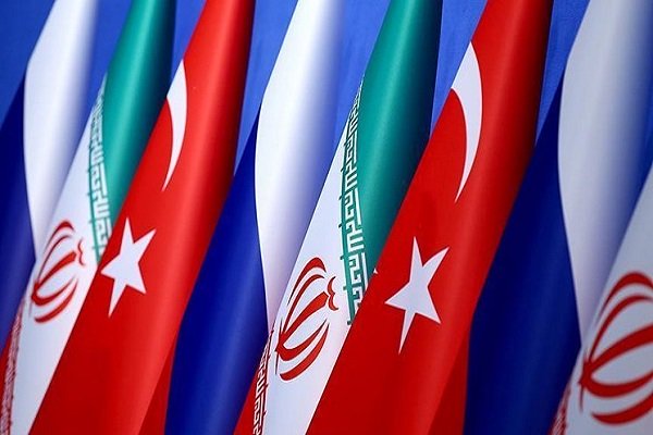 Erməni ekspert: “İranın güclənməsi Ermənistanın marağındadır"
