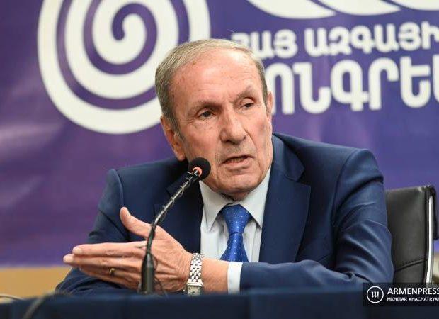 “GƏLİN, ÖZÜMÜZÜ ALDATMAYAQ...” – “Rusiyada heç bir hökumət Qarabağın müstəqilliyini tanıya bilməz”