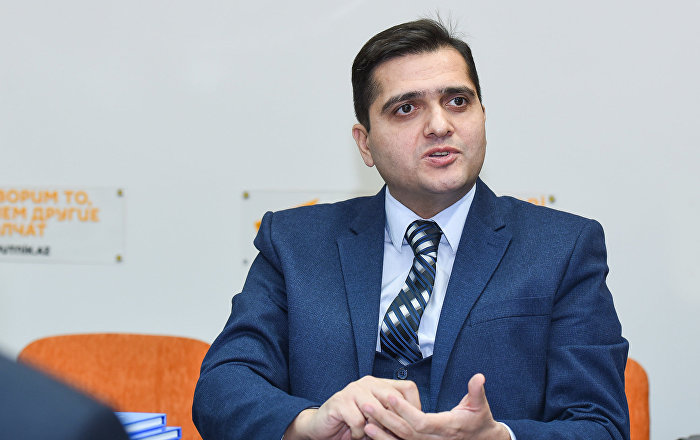 "Beynəlxalq aləmdə çip istehsalı və bazarı uğrunda mübarizə getdikcə sərtləşir" - ELXAN ŞAHİNOĞLU 