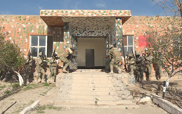 Hərbçilərimiz arasında daha bir yarış - Video