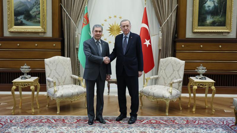 Prezident Ərdoğan Qurbanqulu Berdiməhəmmədovla telefonla danışıb