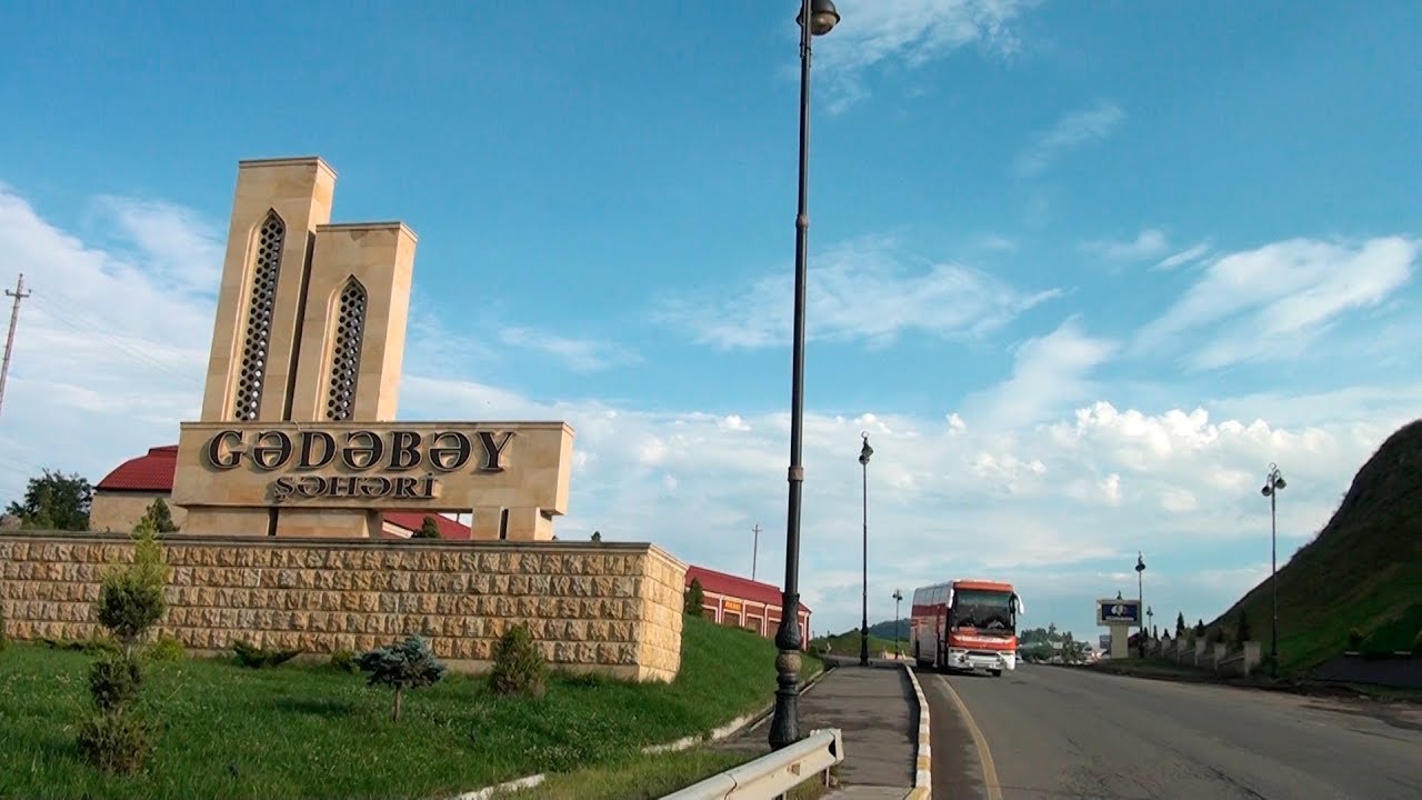 Gədəbəydə MƏMUR ÖZBAŞINALIĞI... - Onlara hər şey olar...