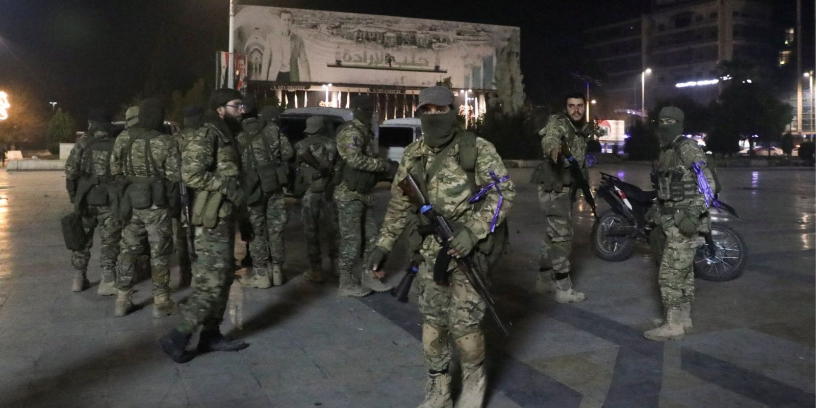 Suriya müxalifəti Həma şəhərini ələ keçirmək üzrədir - "Reuters"
