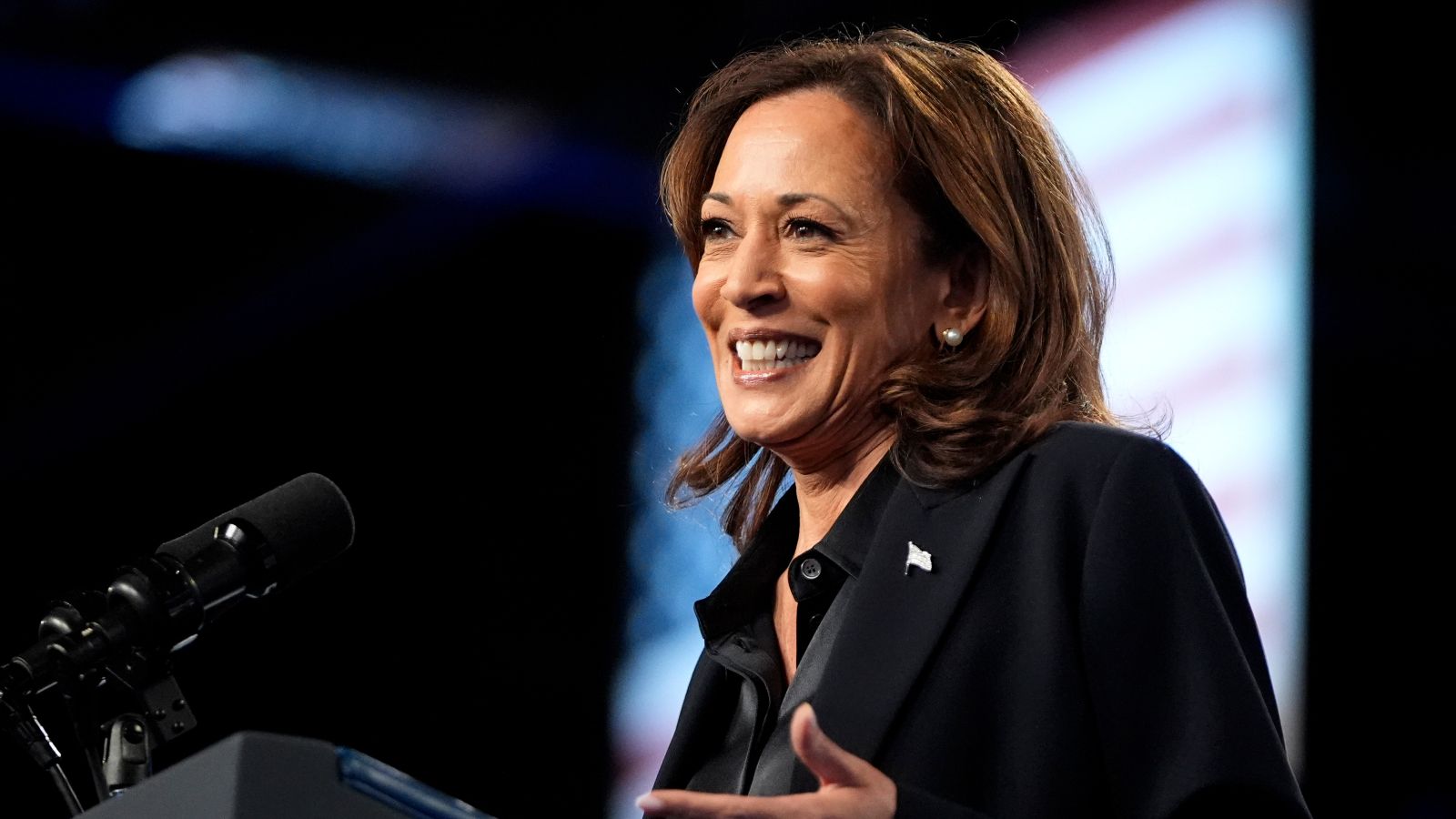 “The Washington Post”: Kəmalə Harris Zelenskiyə varis seçməyi xahiş etdi 