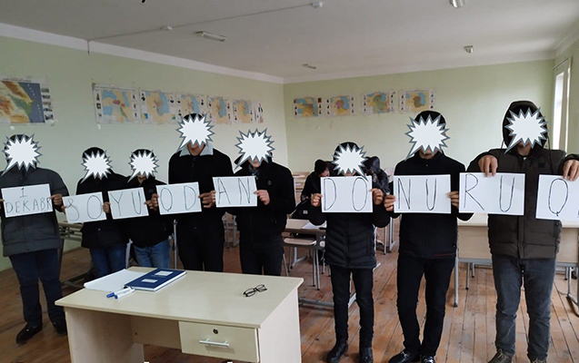 Soyuqdan donan şagirdlər belə etiraz etdilər - Açıqlama - Foto