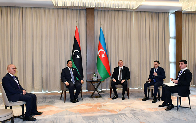 Prezident görüşlər keçirdi - Fotolar - Yenilənib