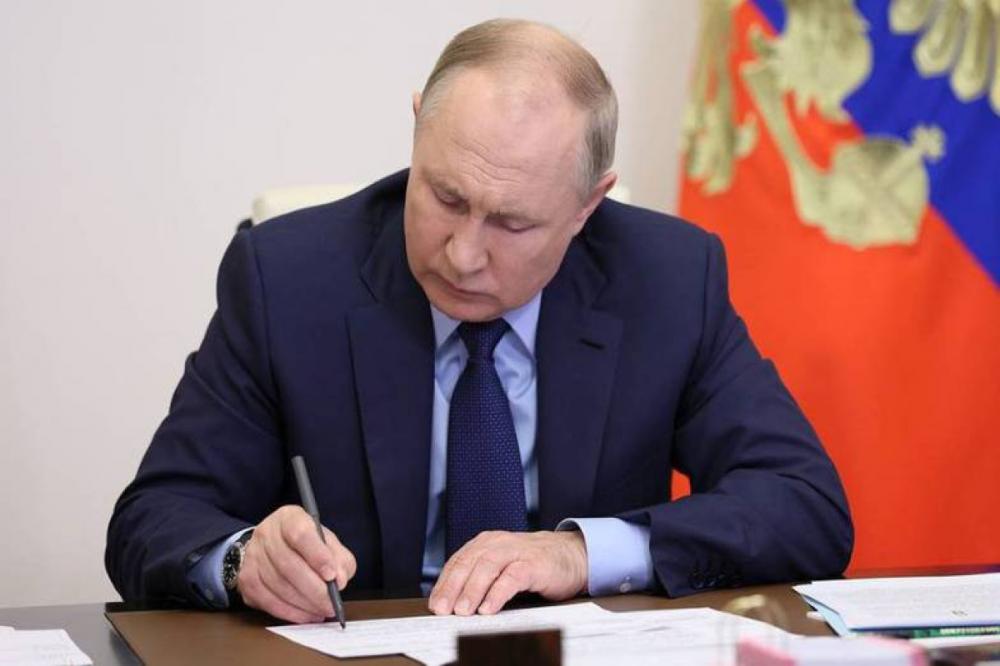 "Bayraqdar" Putinə nümunə oldu