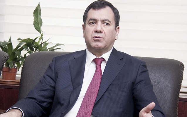 “Namaz qılmır, içir, amma kazino mövzusu gələndə deyir müsəlmanıq olmaz”