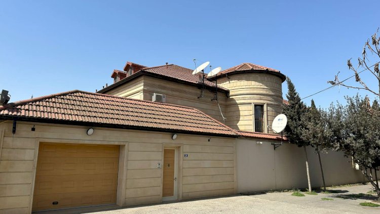 Deputat Hacıbala Abutalıbovun villasının fotolarını yaydı