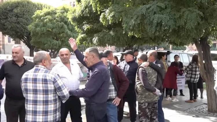 Ermənilər Bakının ətəyindən yapışdı - Qarabağda nə baş verir?