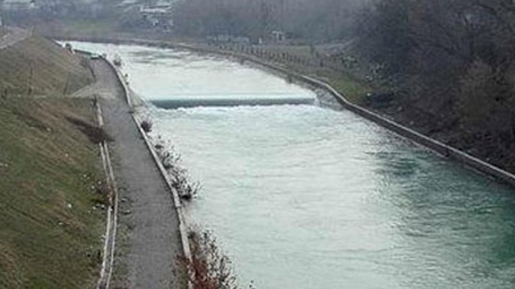Kanala düşən hərbçinin meyiti tapıldı