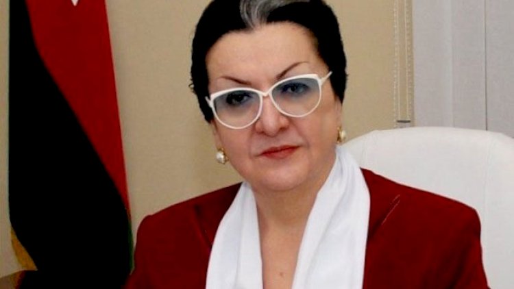 Lalə Şövkət siyasətdən getdi