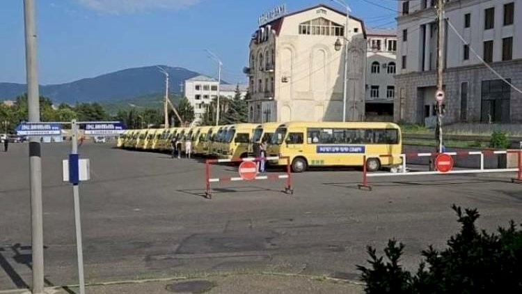 Xankəndidəki avtobusların sirri: bu yolla qaçacaqlar