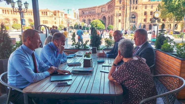 Avropa İttifaqı rəsmiləri İrəvanda toplandı