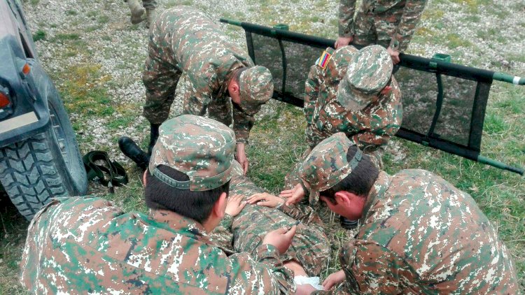 Azərbaycanla sərhəddə ermənilər bir-birini güllələdi 