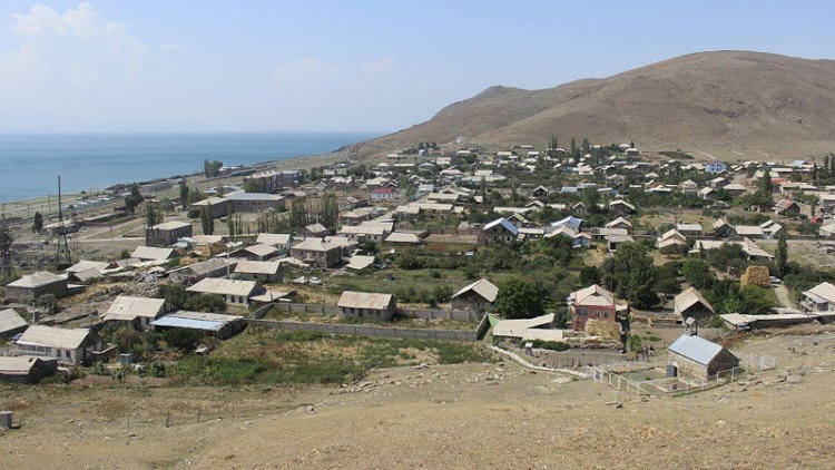 Ermənilər ordumuzun nəzarət etdiyi kəndləri tərk etdi